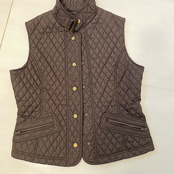 Brown Vest - Picture 1 of 7